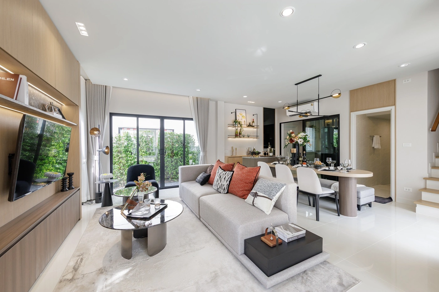 Concept Image | Peace & Living